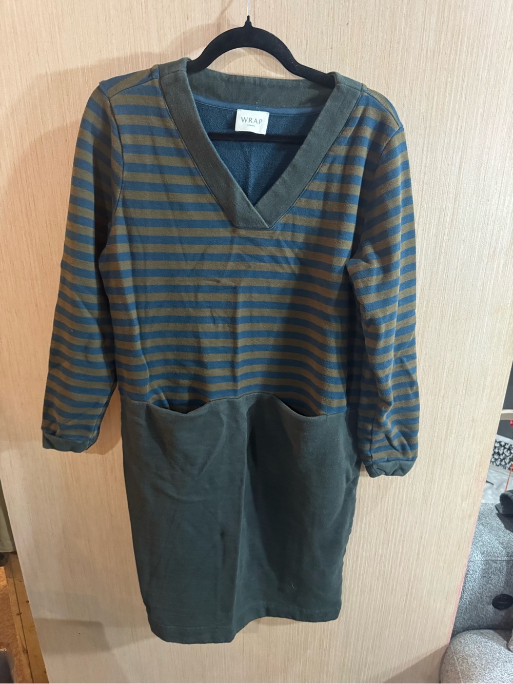 Women’s Wrap London Olive and Navy Striped V-Neck Pocket Dress Size 10